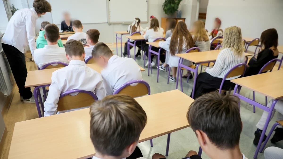 Uczeń zdecyduje o własnym wyglądzie? "Statuty szkół muszą być elastyczne"