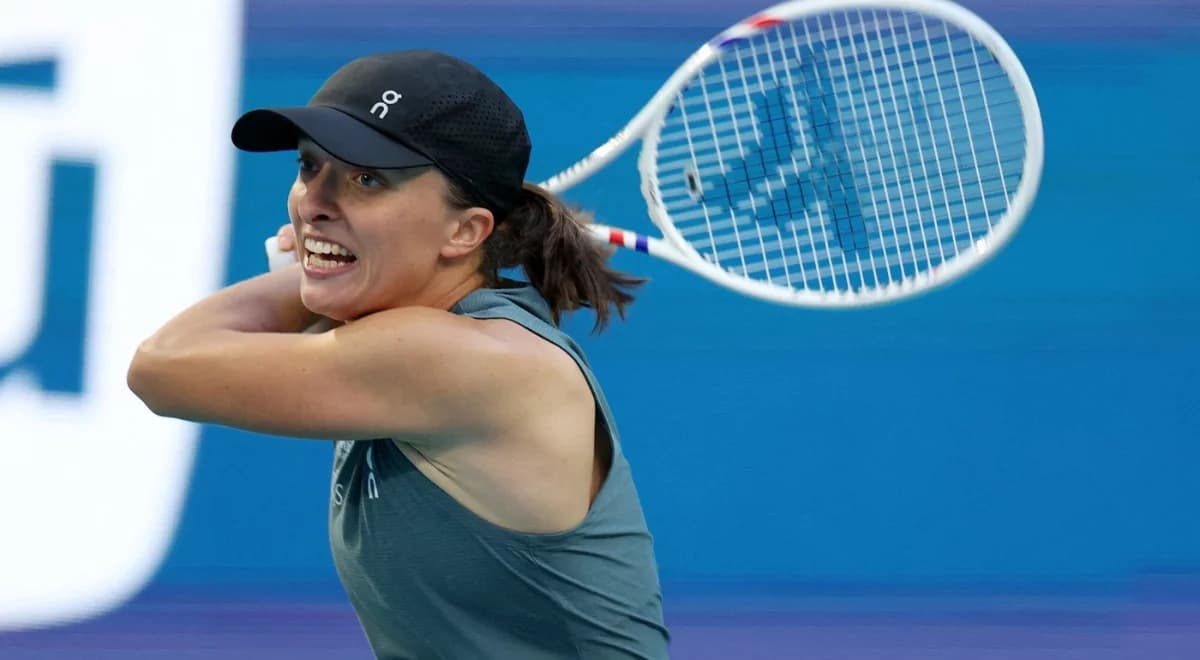 Iga Świątek na krawędzi. Początek bolesnego upadku czy chwilowa zadyszka?