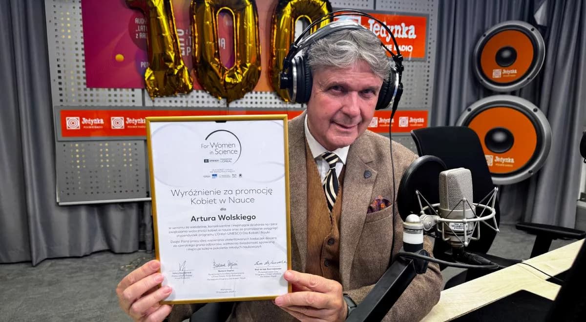 Artur Wolski otrzymał wyróżnienie za promocję Kobiet w Nauce
