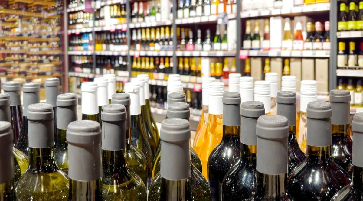 Jak zmniejszyć spożycie alkoholu? Organizacje proponują konkretne rozwiązania